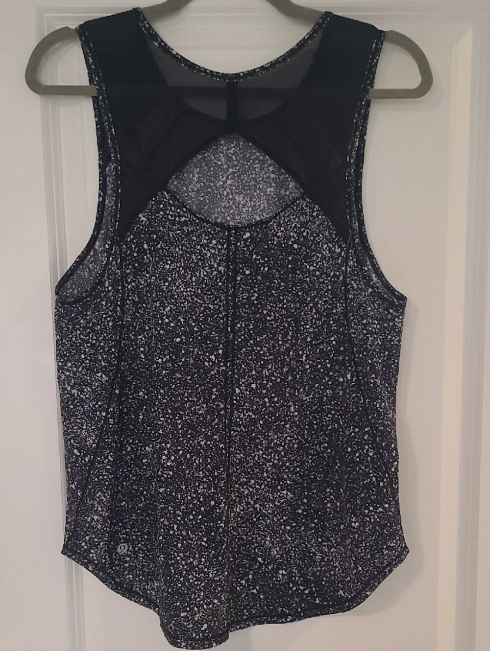 lululemon athletica sleeveless athletic